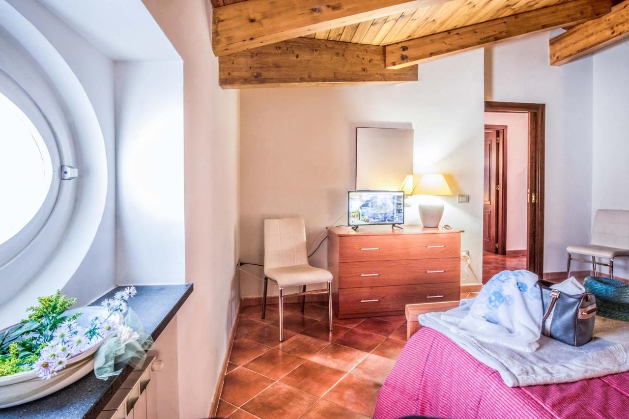 Amore Rentals - Maison Palazzo Correale Sorrento Eksteriør bilde